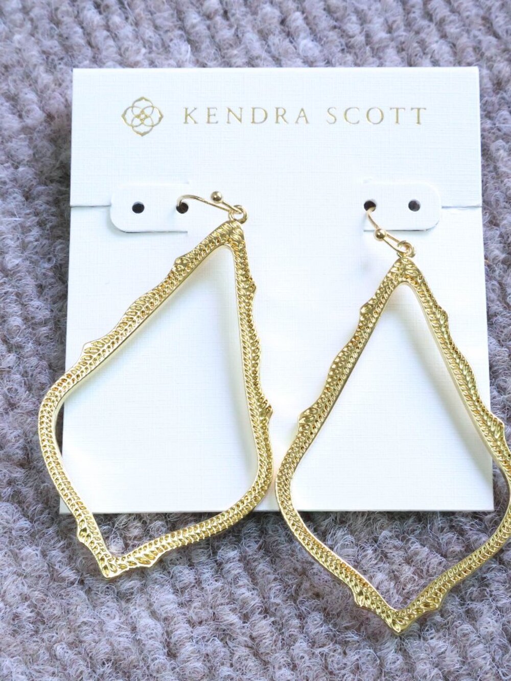 Kendra Scott Sophee Gold Drop Earrings